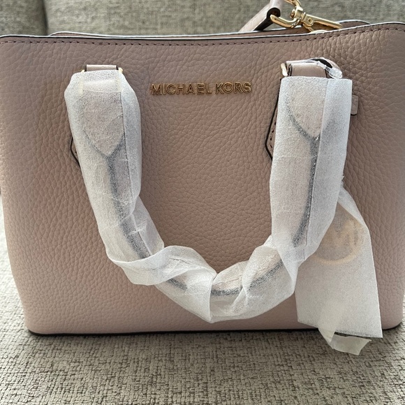 Michael Kors Handbags - Michael Kors Camille Small Satchel